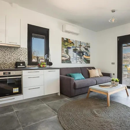 Ionian Village 릭수리