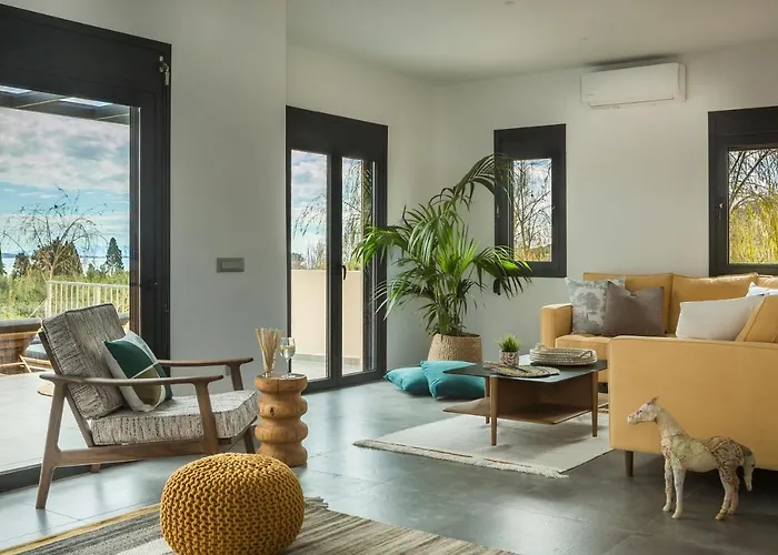 Ionian Village 릭수리