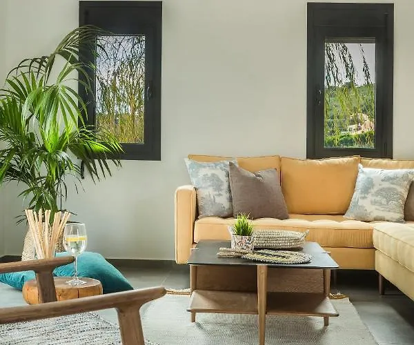 Ionian Village 릭수리