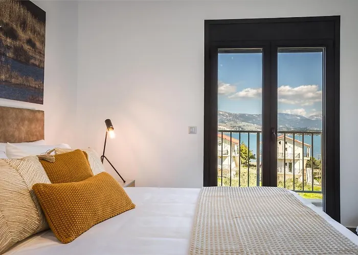 Villa Ionian Village *