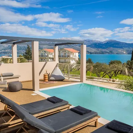 Ionian Village Vila *