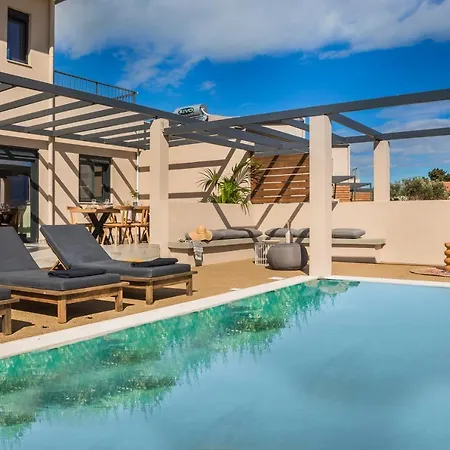 Ionian Village Vila